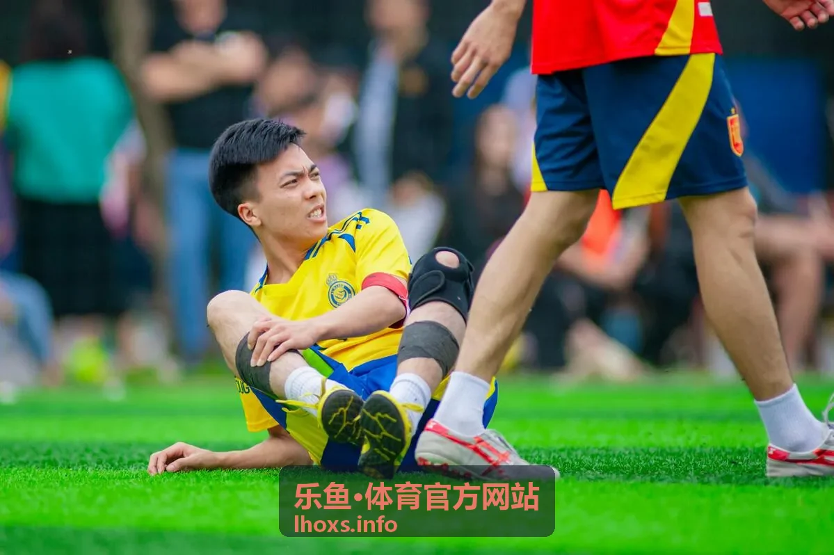 乐鱼体育官方网站转会资讯封面图